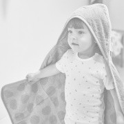 Matty kapucnis t�r�lk�z� - Mocca